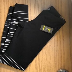Old Navy Active Medium Workout Leggings